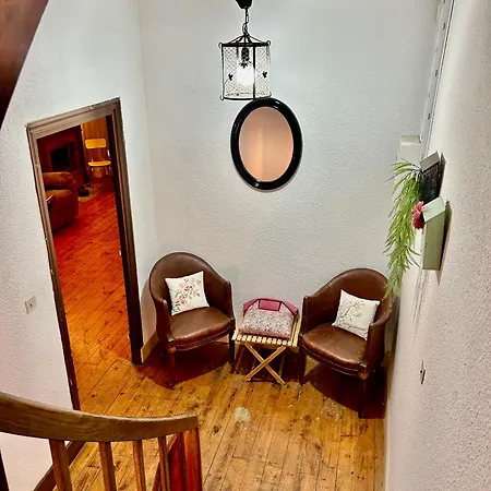 Duplex Vintage Proche De La Gare Sncf 2 A 4 Personnes Apartament
