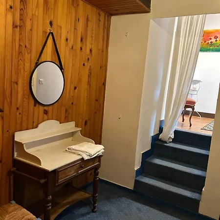 Duplex Vintage Proche De La Gare Sncf 2 A 4 Personnes Apartament