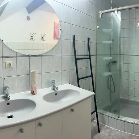 Duplex Vintage Proche De La Gare Sncf 2 A 4 Personnes Apartament Langeac
