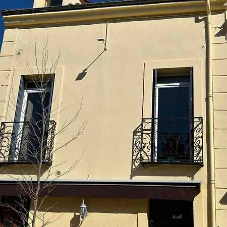 Duplex Vintage Proche De La Gare Sncf 2 A 4 Personnes Apartament *