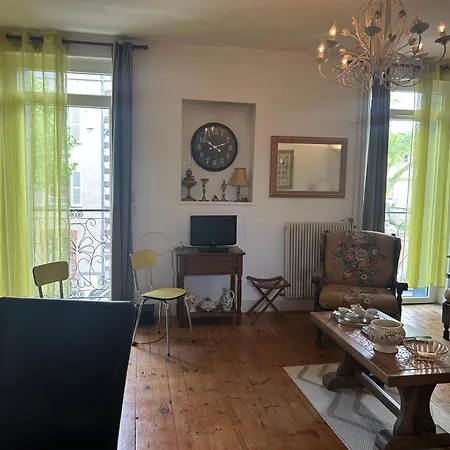 Duplex Vintage Proche De La Gare Sncf 2 A 4 Personnes Apartament Langeac