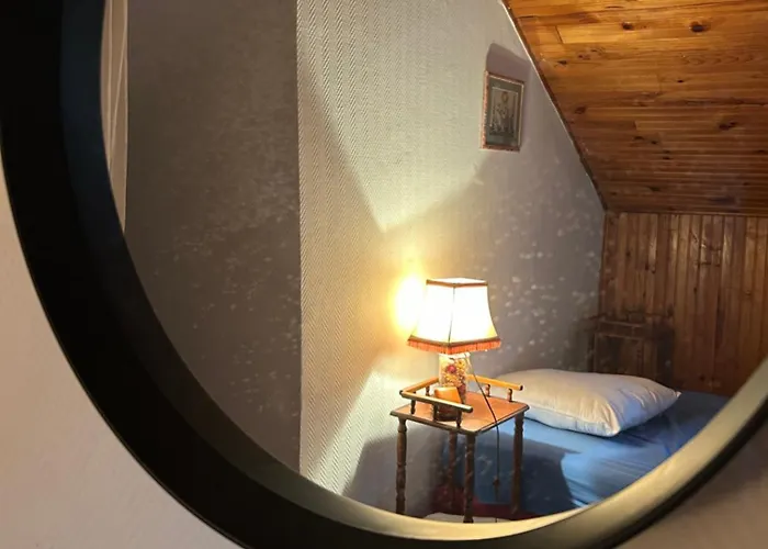 Duplex Vintage Proche De La Gare Sncf Apartment