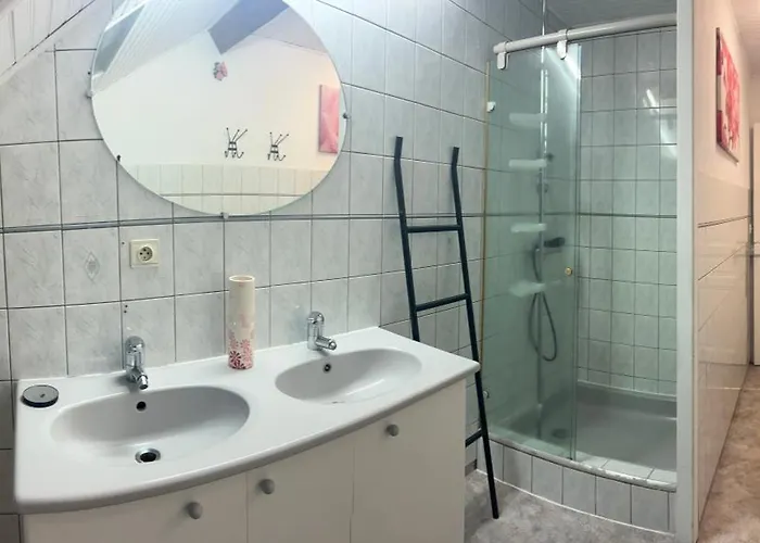 Duplex Vintage Proche De La Gare Sncf Apartment Langeac