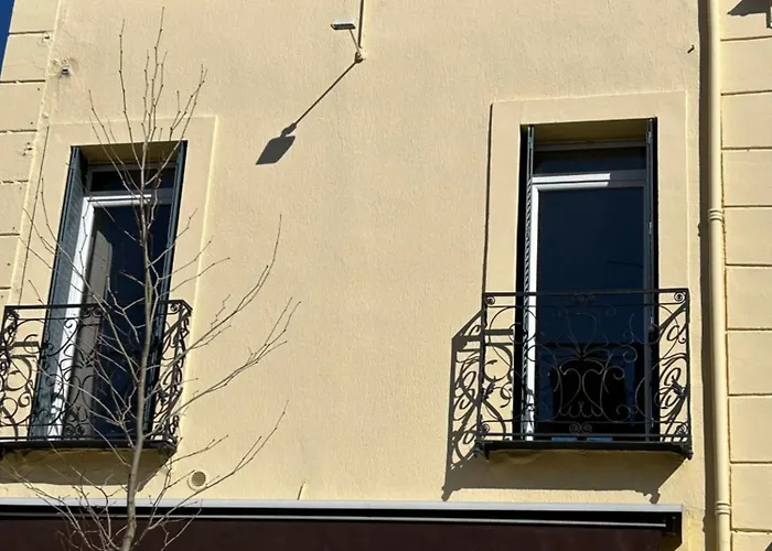 Duplex Vintage Proche De La Gare Sncf Apartment *