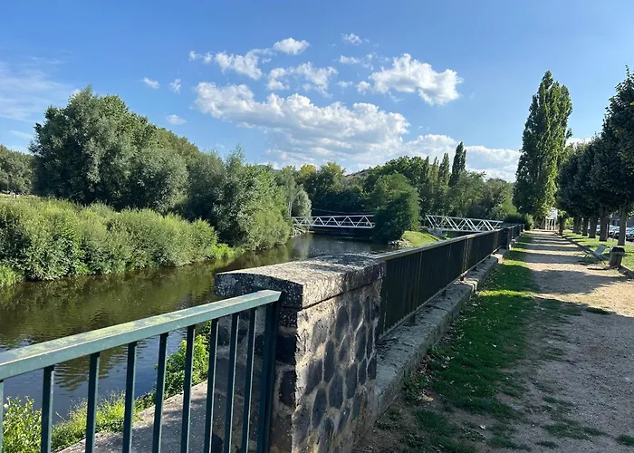 Duplex Vintage Proche De La Gare Sncf * Langeac