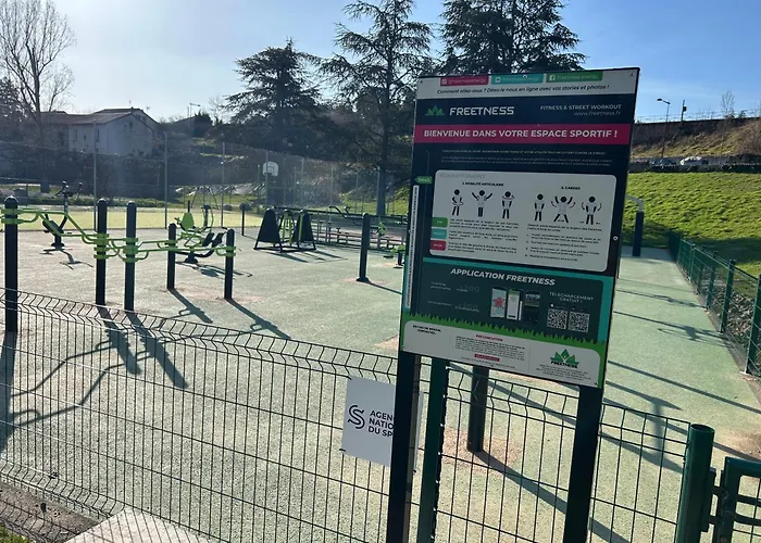 Duplex Vintage Proche De La Gare Sncf Apartment Langeac